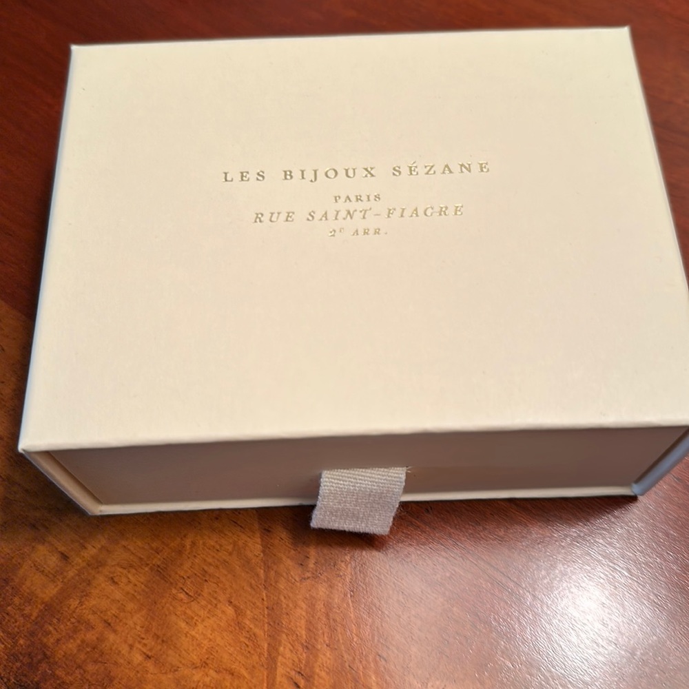 Sezane gift box